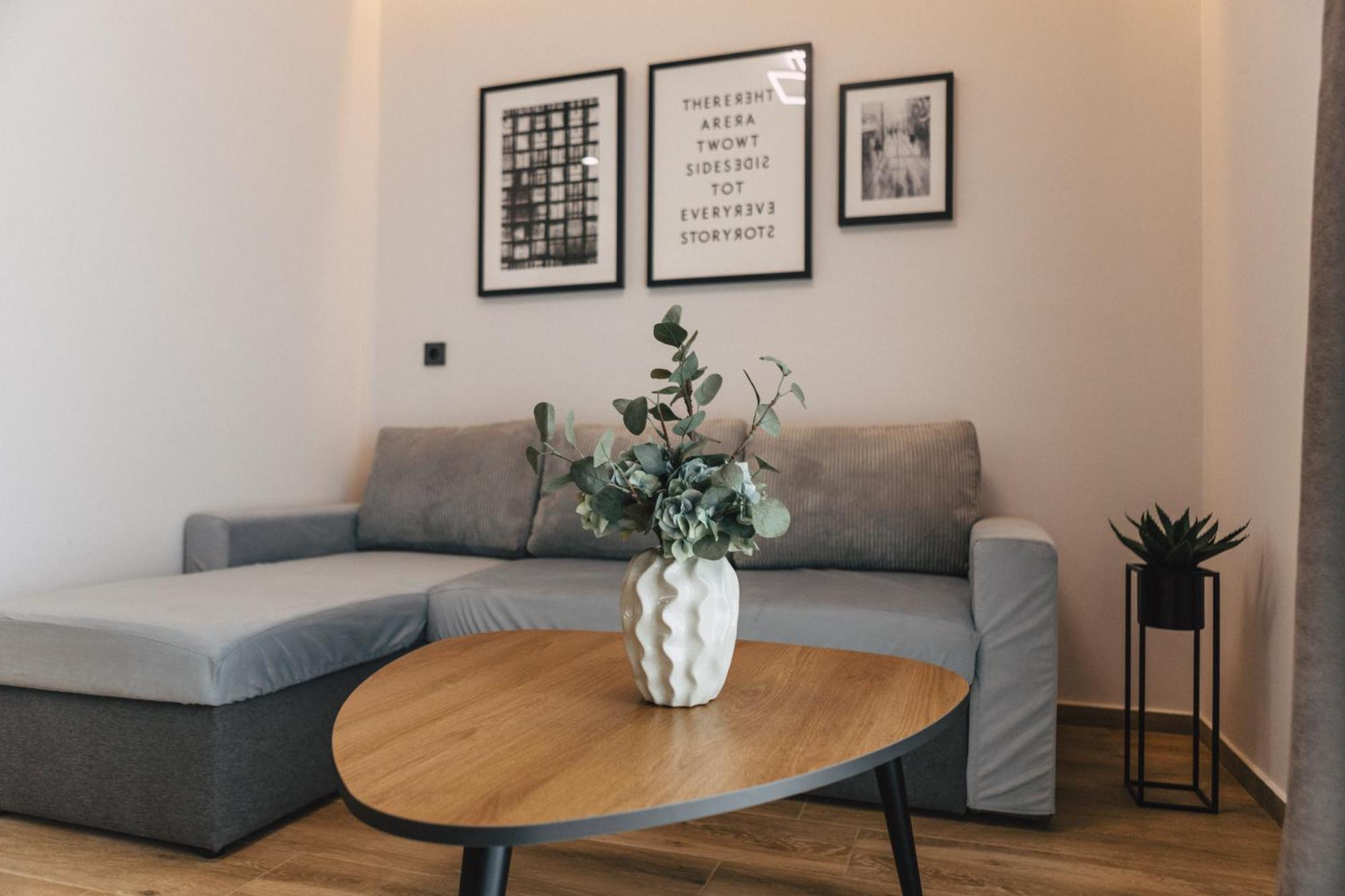 Avenue Apartment *