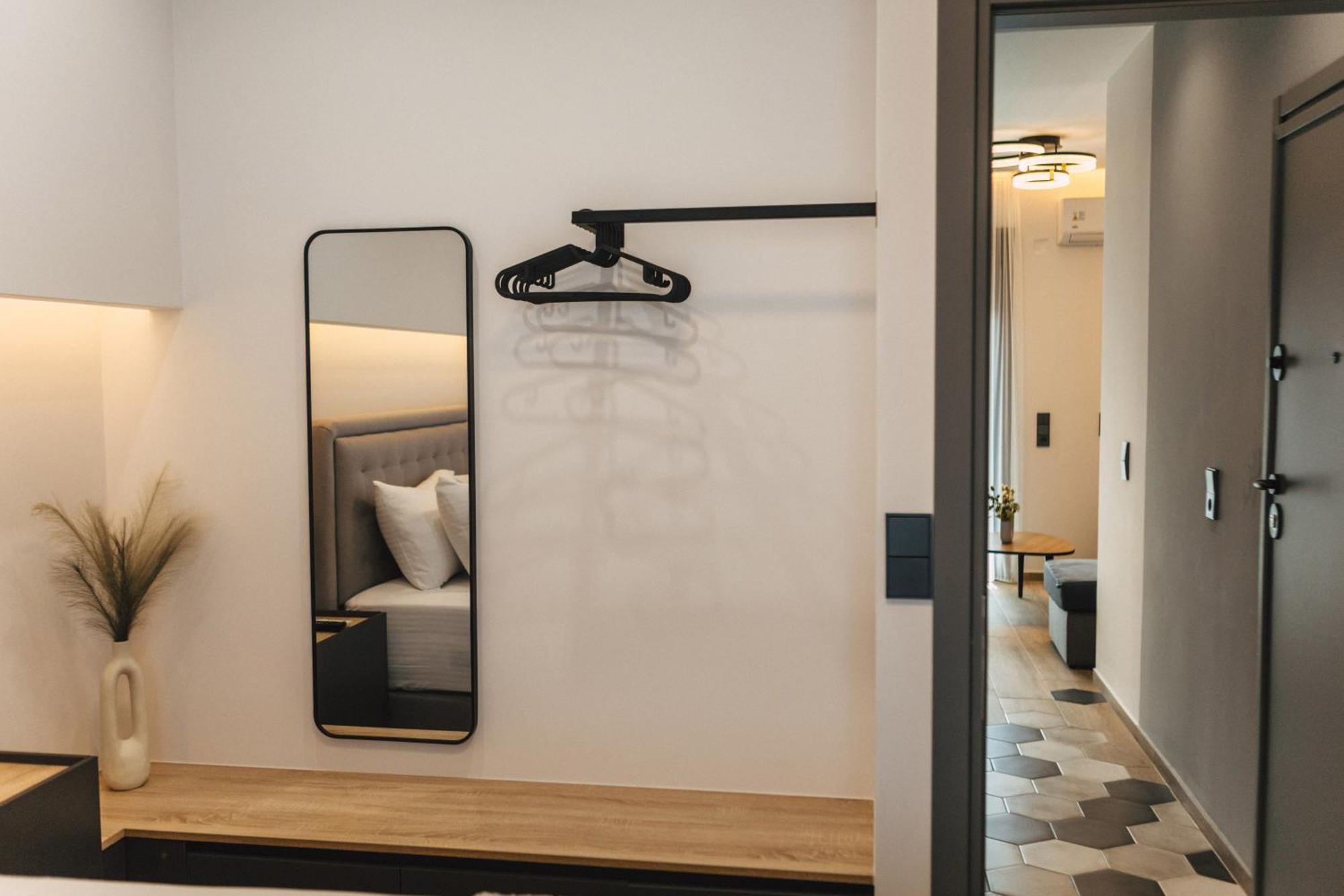 Apartment Avenue *